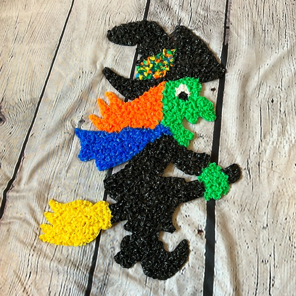 Kage Vintage 70s melted molded popcorn plastic Halloween Witch broom decor